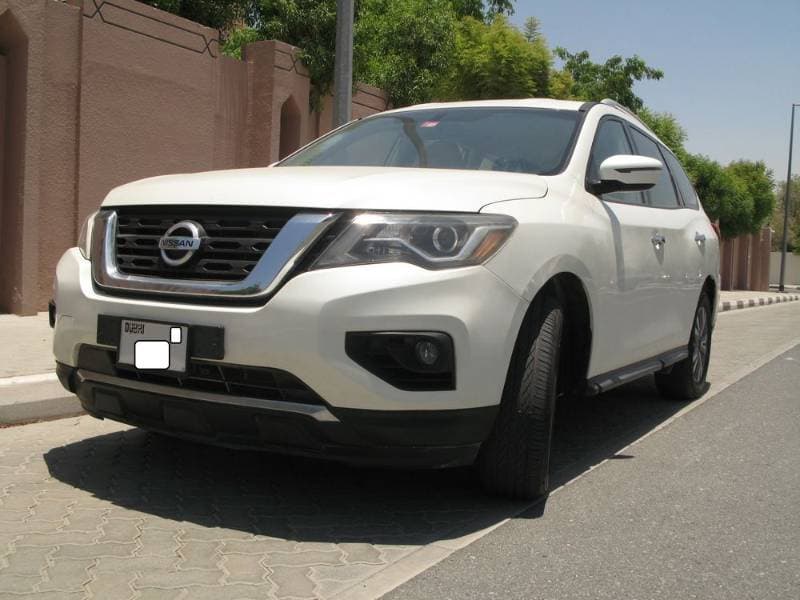 2020 Nissan Pathfinder thumbnail 3