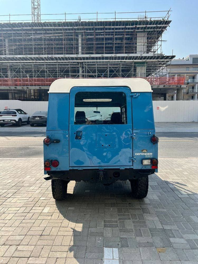 2001 Land Rover Defender thumbnail 3