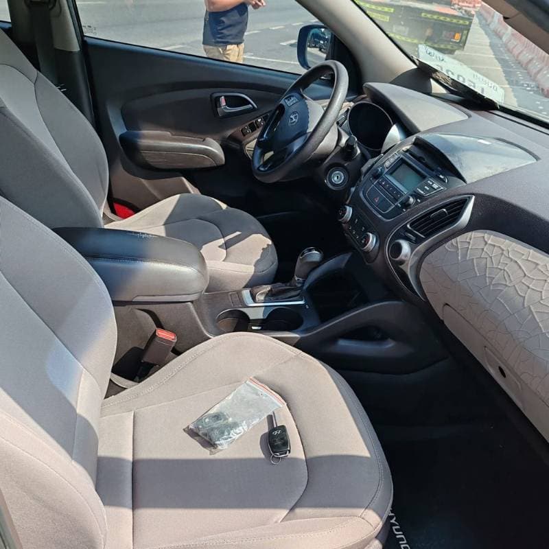 2016 Hyundai Tucson thumbnail 2