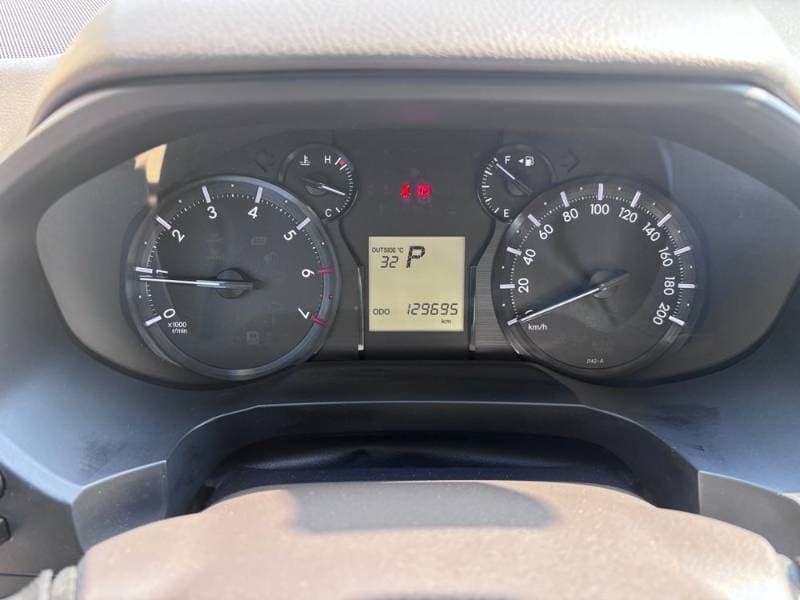 2019 Toyota Land Cruiser Prado thumbnail 3