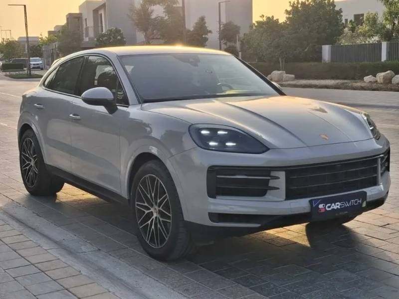 2024 Porsche Cayenne thumbnail 4