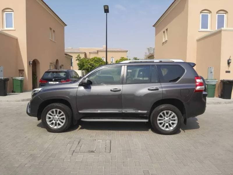 2016 Toyota Land Cruiser Prado thumbnail 4