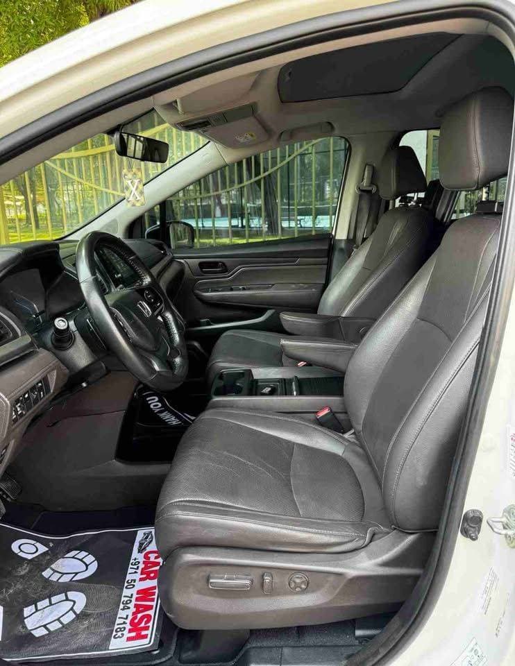 2019 Honda Odyssey thumbnail 3