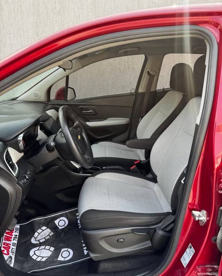 2018 Chevrolet Trax thumbnail 3