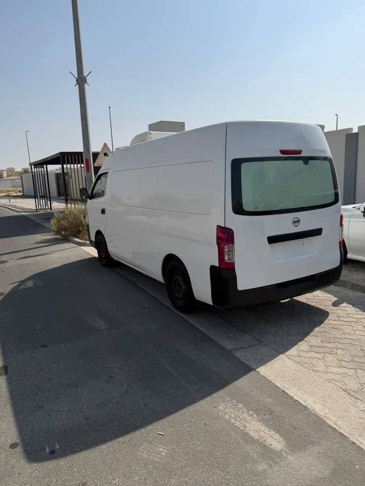 2020 Nissan NV350 thumbnail 2
