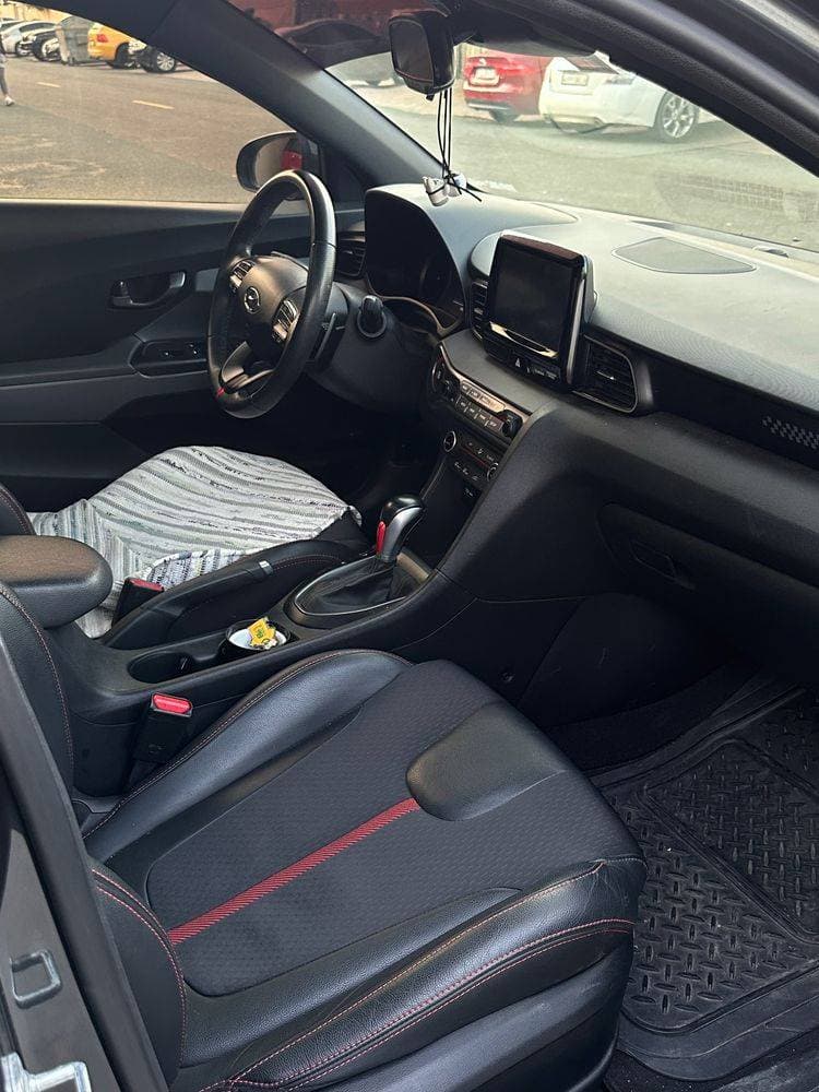 2020 Hyundai Veloster thumbnail 5