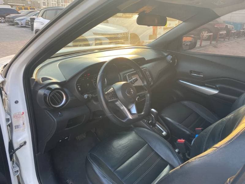2017 Nissan Kicks thumbnail 4