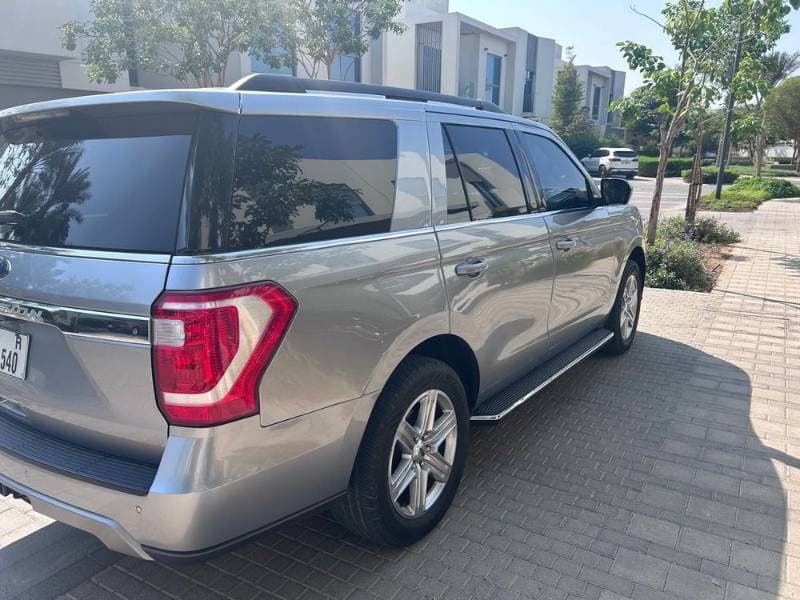 2021 Ford Expedition thumbnail 3
