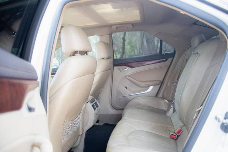 2009 Cadillac CTS thumbnail 2