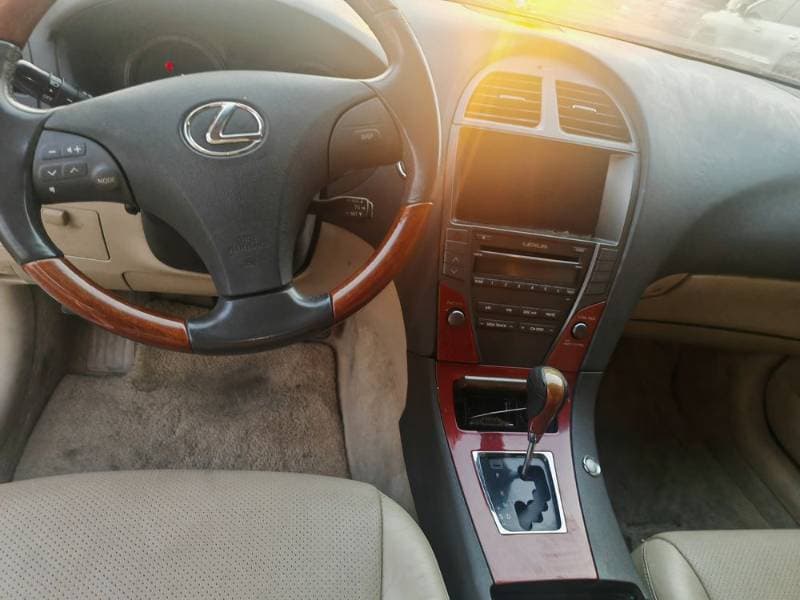 2008 Lexus ES-Series thumbnail 3