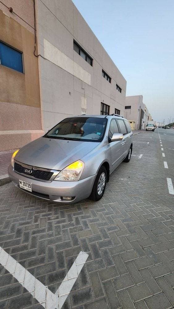 2013 Kia Carnival