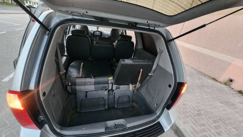 2013 Kia Carnival thumbnail 5