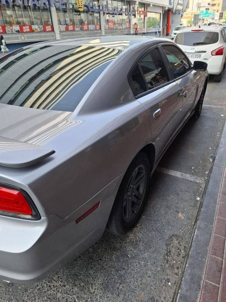 2014 Dodge Charger thumbnail 3