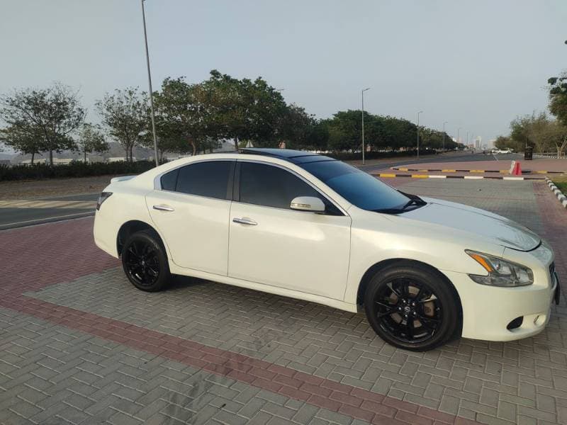 2013 Nissan Maxima thumbnail 3