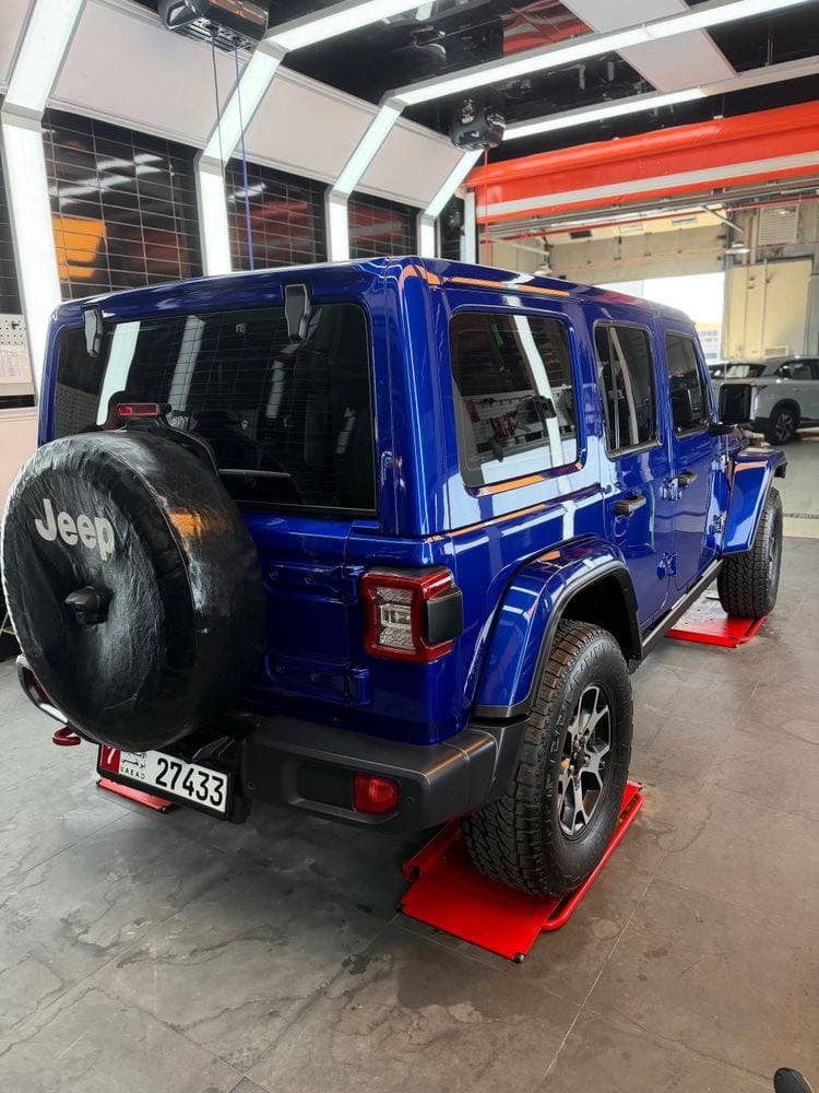 2020 Jeep Wrangler Unlimited thumbnail 2
