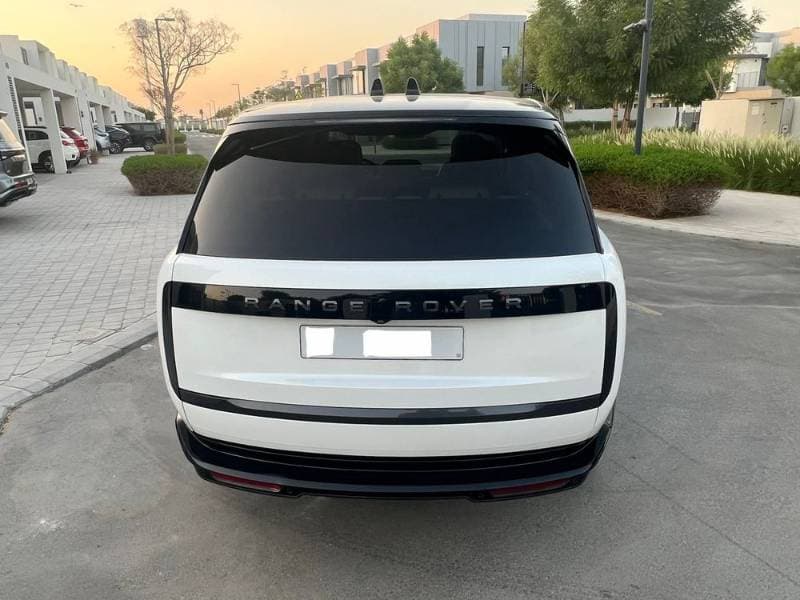 2024 Land Rover Range Rover thumbnail 2