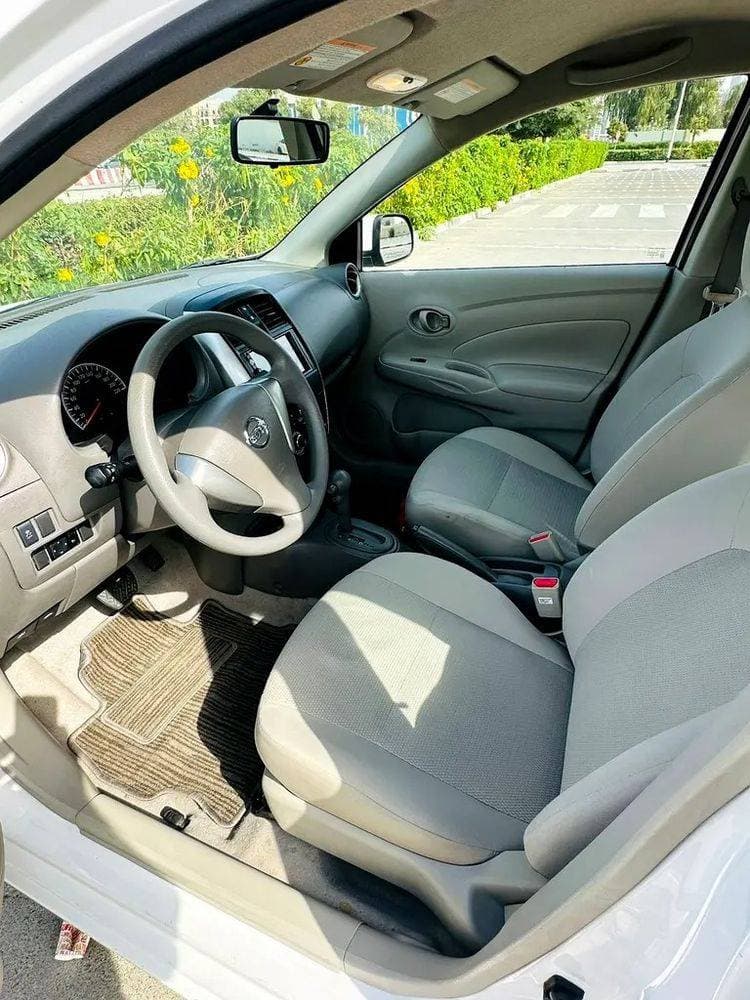 2023 Nissan Sunny thumbnail 2