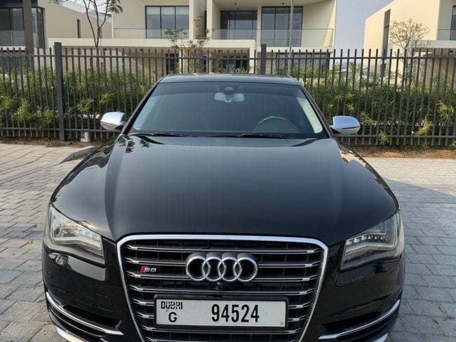 2013 Audi S8