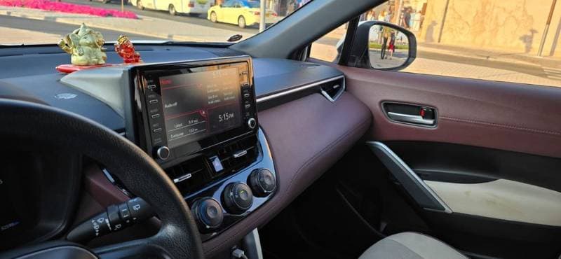 2022 Toyota Corolla Cross thumbnail 2