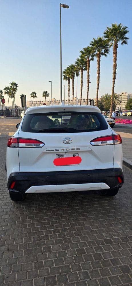 2022 Toyota Corolla Cross thumbnail 3