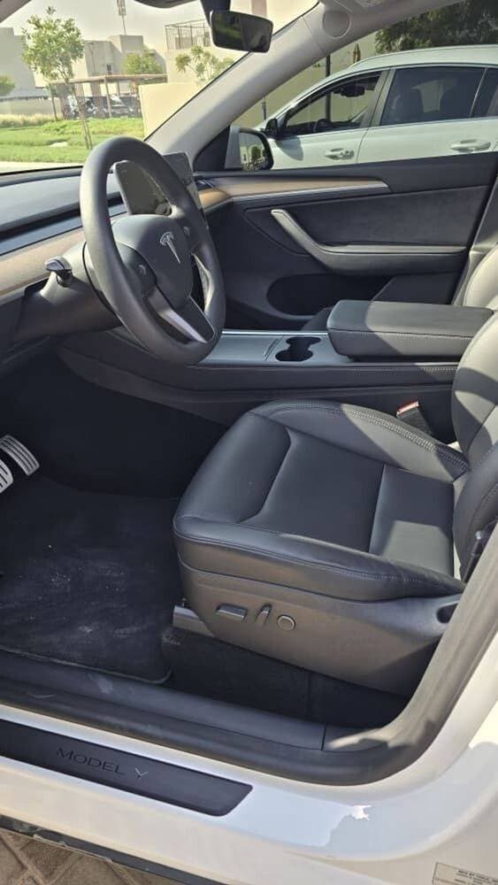 2022 Tesla Model Y thumbnail 3