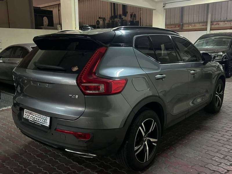 2019 Volvo XC40 thumbnail 5