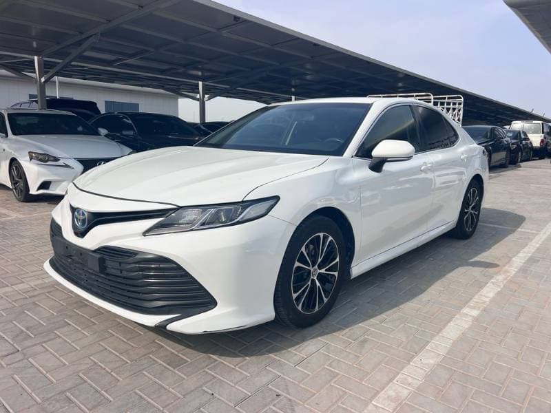 2019 Toyota Camry thumbnail 3