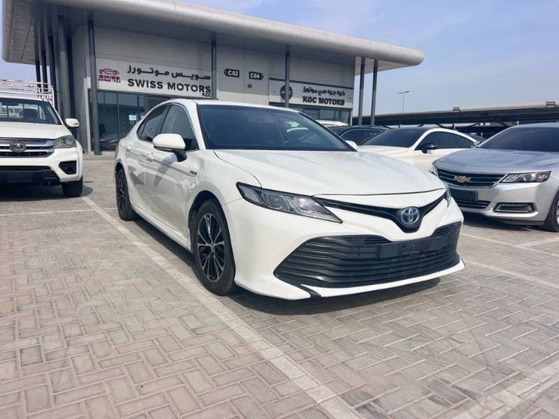 2019 Toyota Camry thumbnail 2