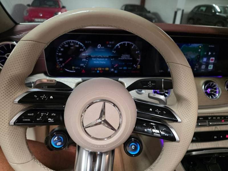 2021 Mercedes-Benz E-Class thumbnail 2