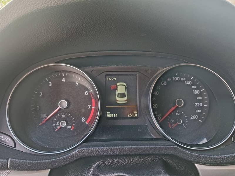 2018 Volkswagen Passat thumbnail 4