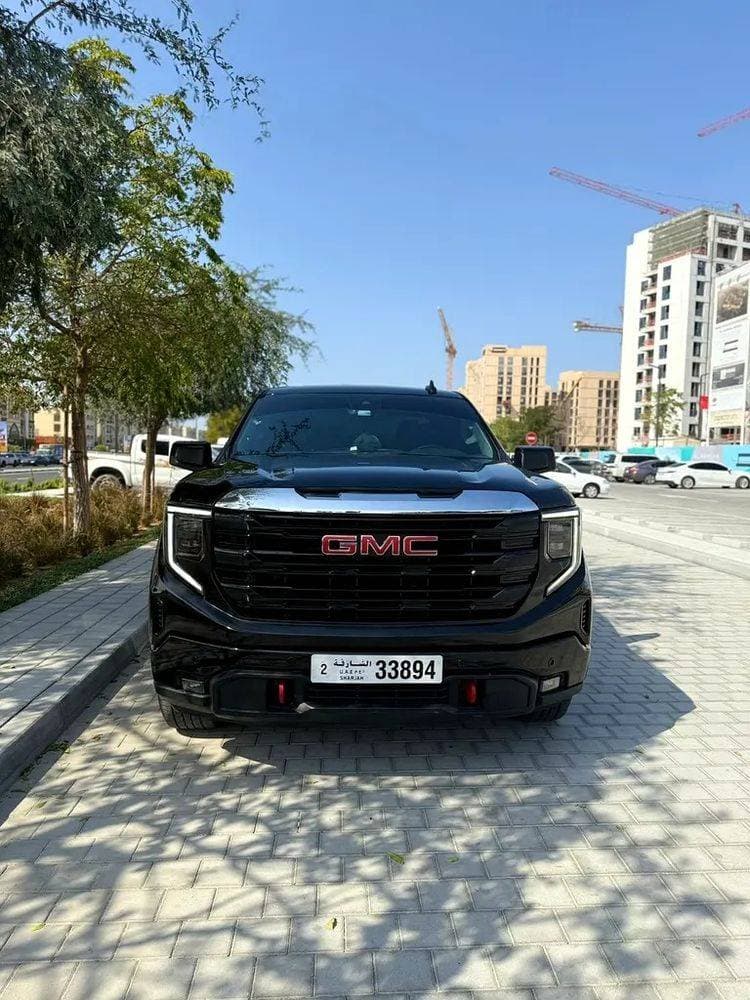 2023 GMC Sierra