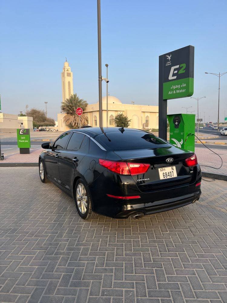 2015 Kia Optima thumbnail 2
