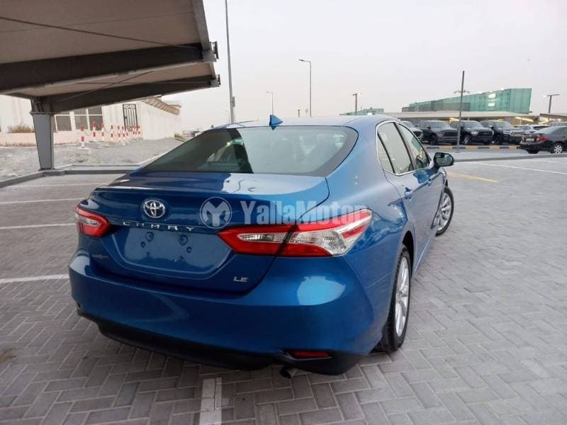 2019 Toyota Camry thumbnail 6
