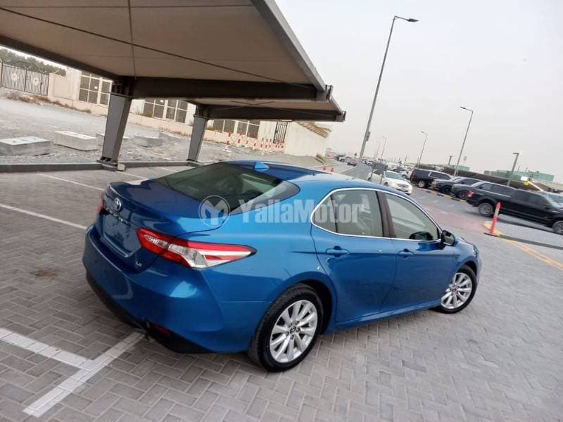 2019 Toyota Camry thumbnail 3