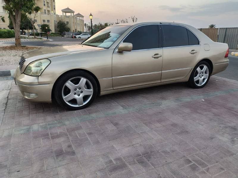 2003 Lexus LS-Series thumbnail 3