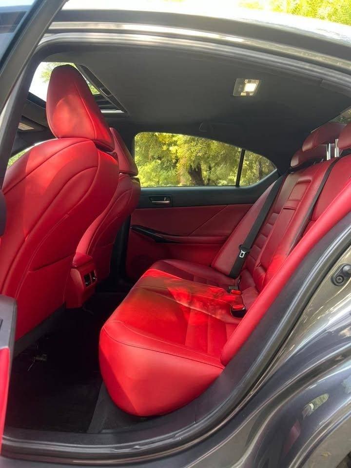 2021 Lexus IS thumbnail 7