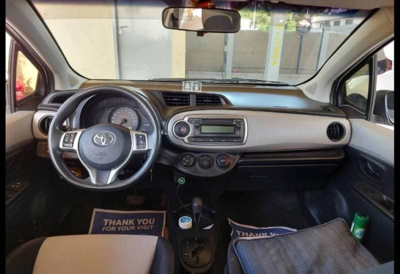 2012 Toyota Yaris thumbnail 9