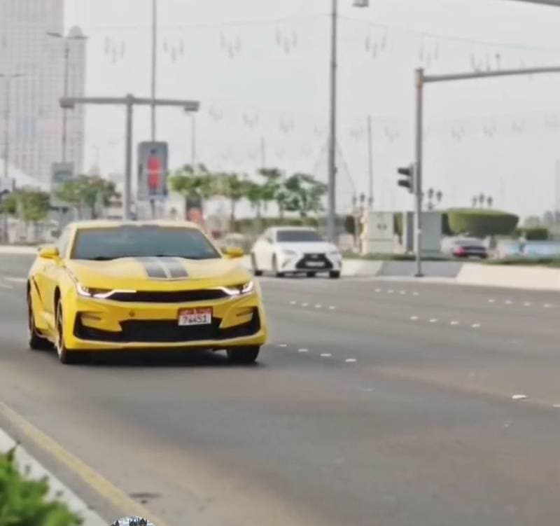 2020 Chevrolet Camaro Coupe thumbnail 2