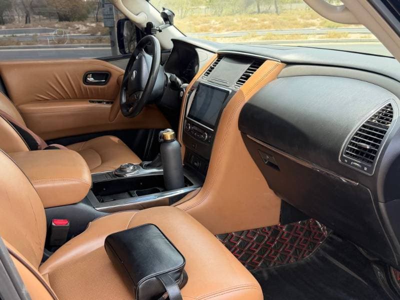 2019 Nissan Patrol thumbnail 5