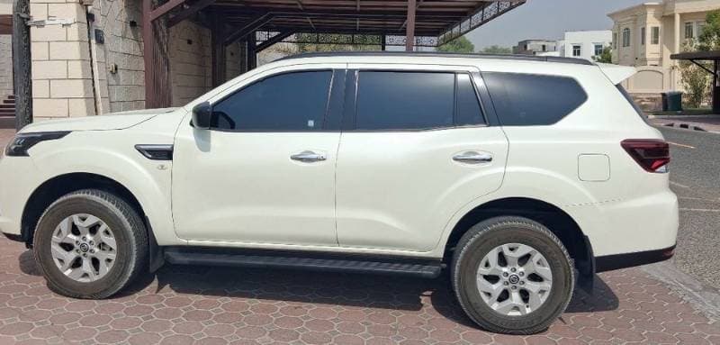 2025 Nissan Xterra thumbnail 3