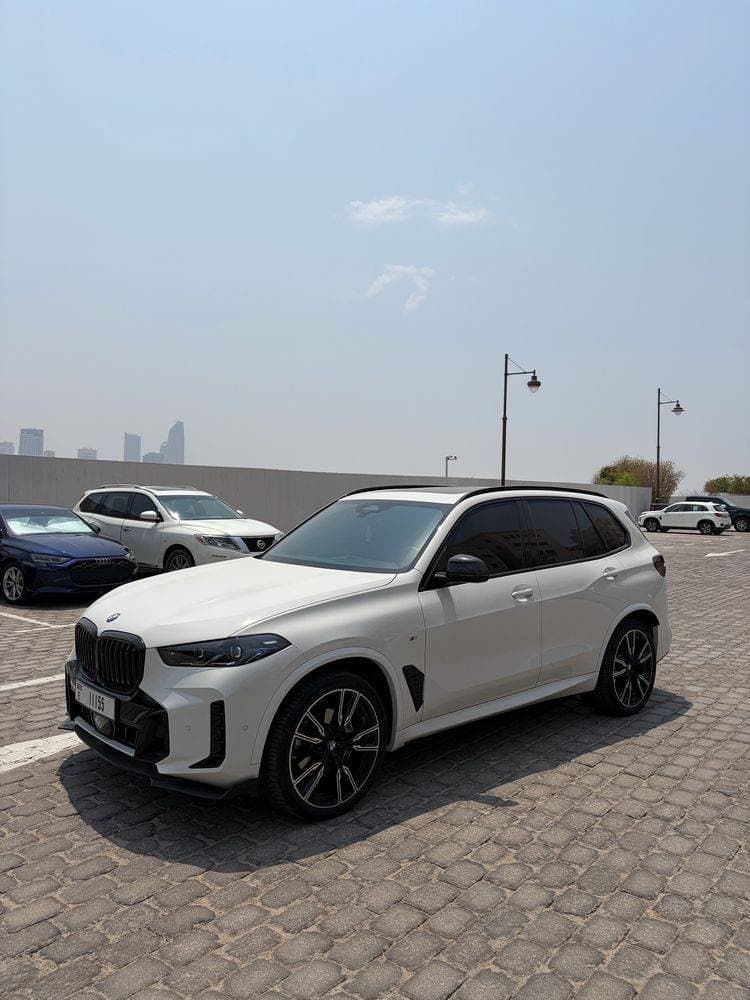 2025 BMW X5 thumbnail 2