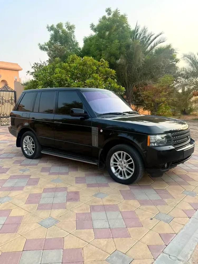 2011 Land Rover Range Rover thumbnail 2