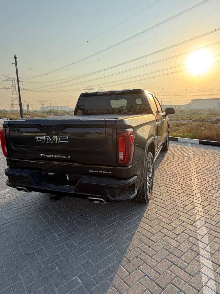 2024 GMC Sierra Denali thumbnail 5