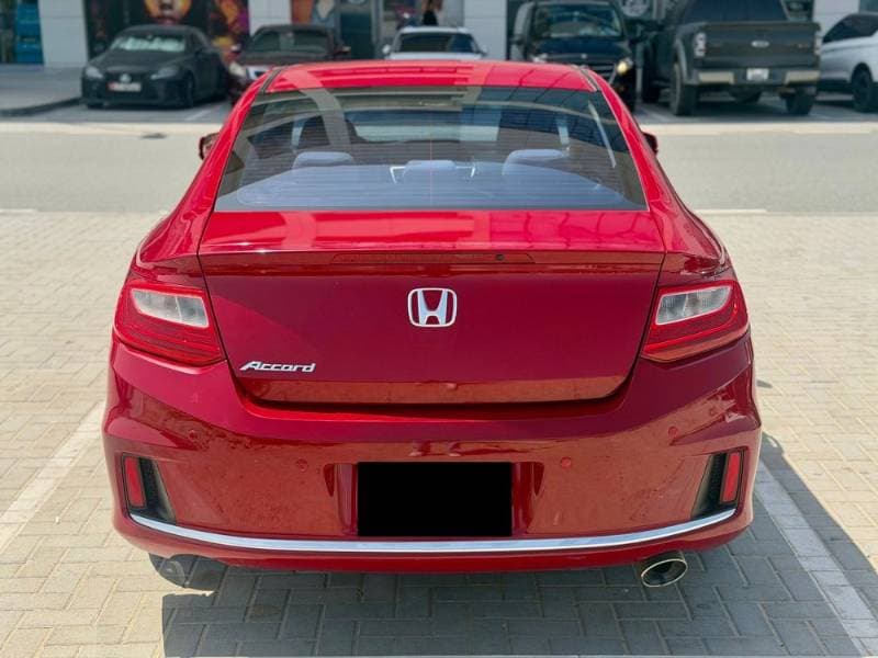 2014 Honda Accord Coupe thumbnail 3