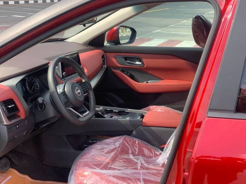 2023 Nissan Rogue thumbnail 4