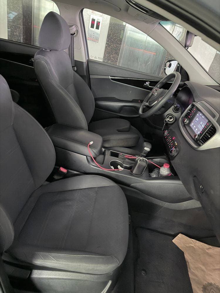 2020 Kia Sorento thumbnail 4