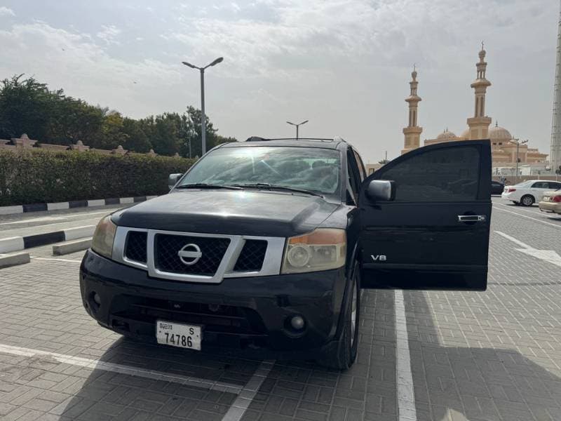 2009 Nissan Armada thumbnail 2