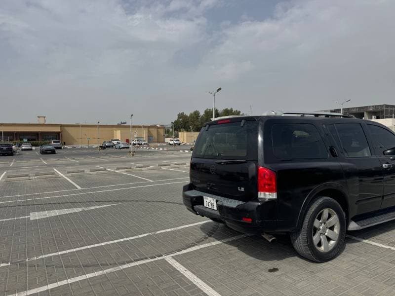 2009 Nissan Armada thumbnail 5