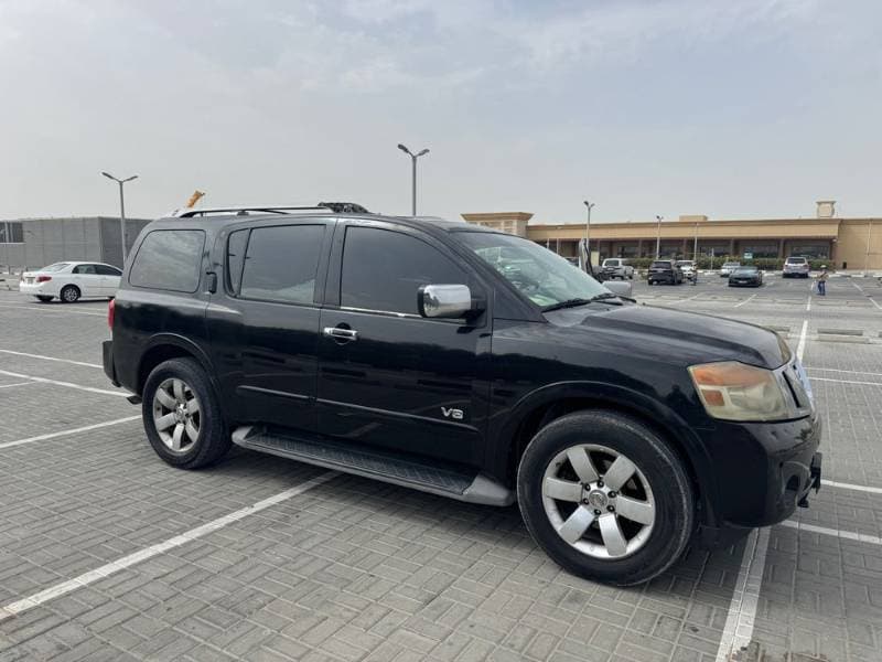2009 Nissan Armada thumbnail 3