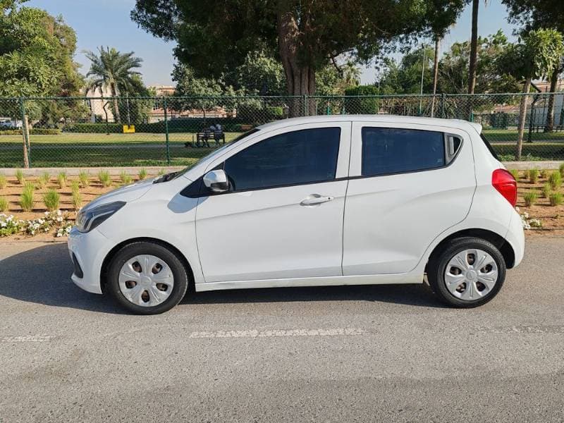 2016 Chevrolet Spark thumbnail 2